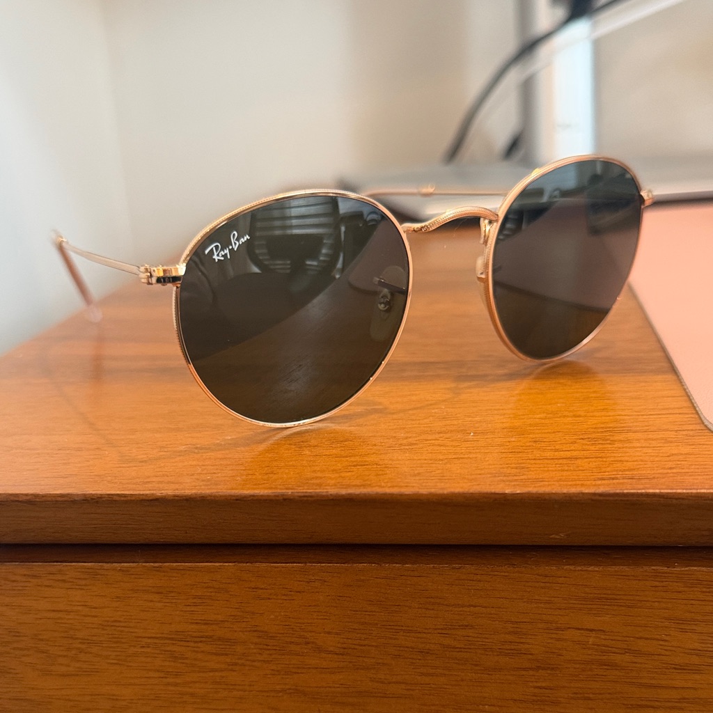Ray-Ban Gold Round Metal Sunglasses With Green Lenses